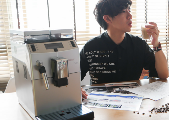 【美型家電】飛利浦Saeco Lirika Plus全自動義式咖啡機RI9841～買咖啡豆送咖啡機實在太超值。