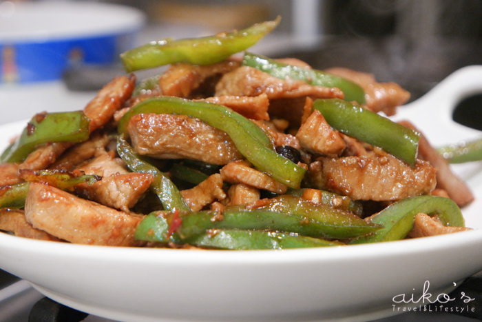 【中式料理】青椒肉絲，清冰箱又下飯的好料理。