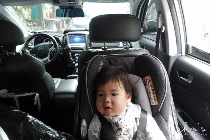 【美型家電】PHILIPS GoPure 7101藍芽車用清淨機，手機隨時監控給家人與寶寶車內乾淨的空氣。