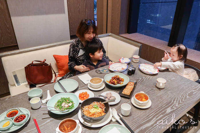 【新北板橋】親子一日遊行程～新板希爾頓飯店親子房、青雅中餐廳港點吃到飽、台灣玩具博物館。