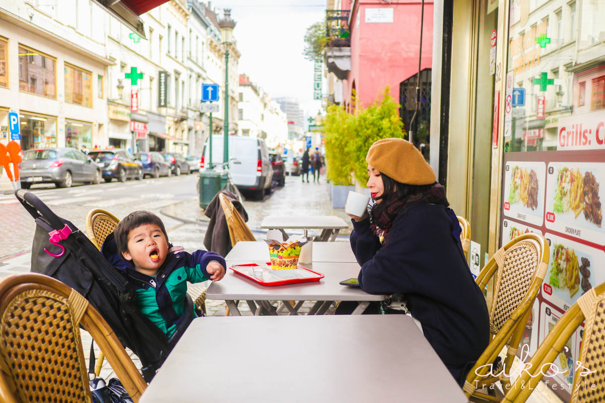 【遊比利時】布魯塞爾廣場、市區散策：Mêvan kebab grill、尿尿小童、尿尿小妹、Australian比利時鬆餅