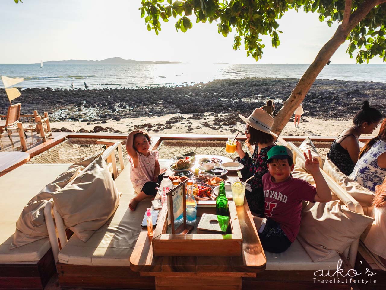【遊芭達雅】The Oxygen Pattaya｜設計感極佳的海景餐廳，1秒回到馬爾地夫。