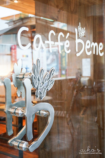 【台中西區】首爾來的Caffe bene，太過熱門顯得過度吵雜～