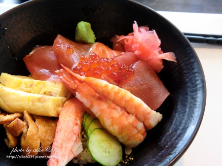 【食在花蓮】賀川壽司～很像花蓮版的三味食堂，便宜但口感不是我的菜＞＜